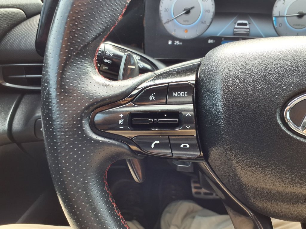 Used 2023 Hyundai Elantra N Line FWD image 17