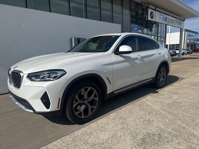 Used 2023 BMW X4 xDrive30i w/ Premium Package AWD/4WD image 1