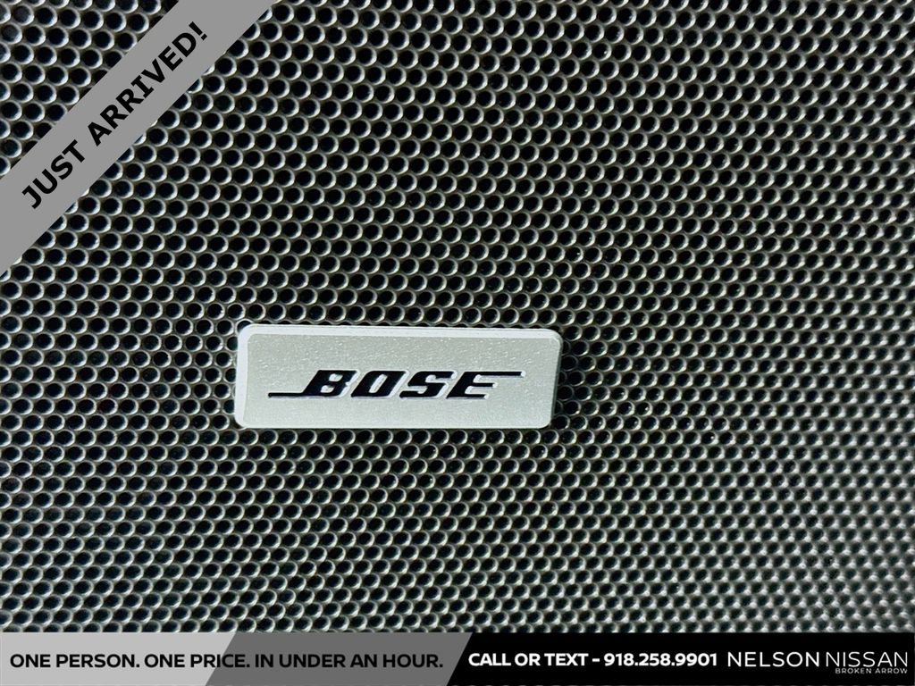 Used 2024 Chevrolet Traverse Premier w/ Redline Edition image 19