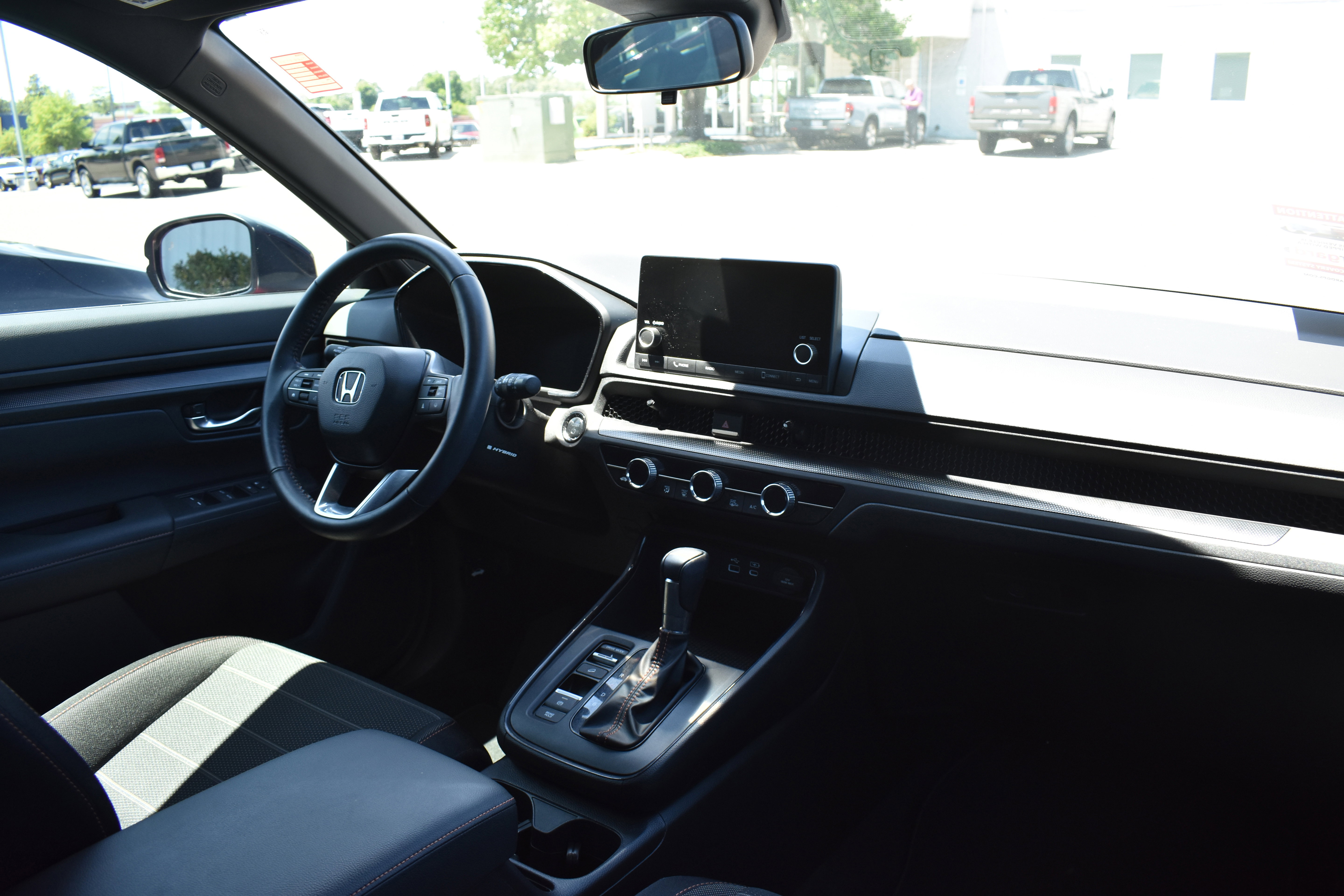 Certified 2025 Honda CR-V Sport image 30