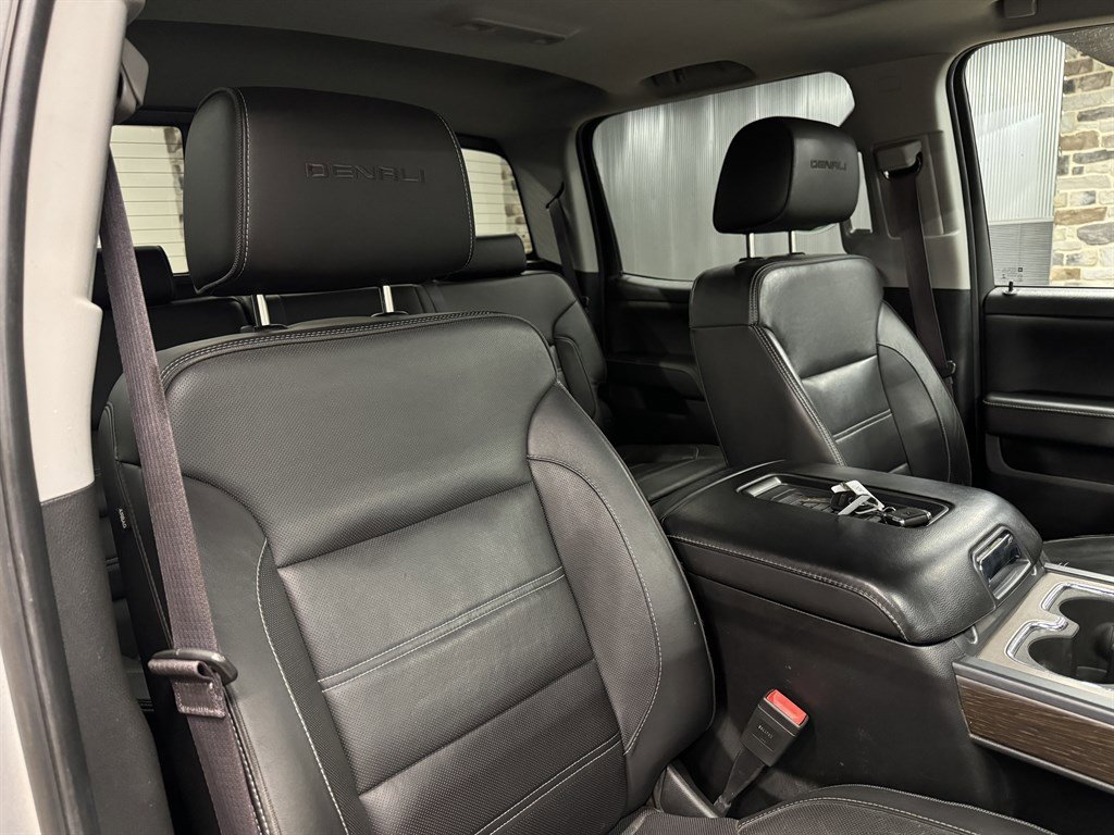 Used 2017 GMC Sierra 3500 Denali w/ Duramax Plus Package AWD/4WD image 36
