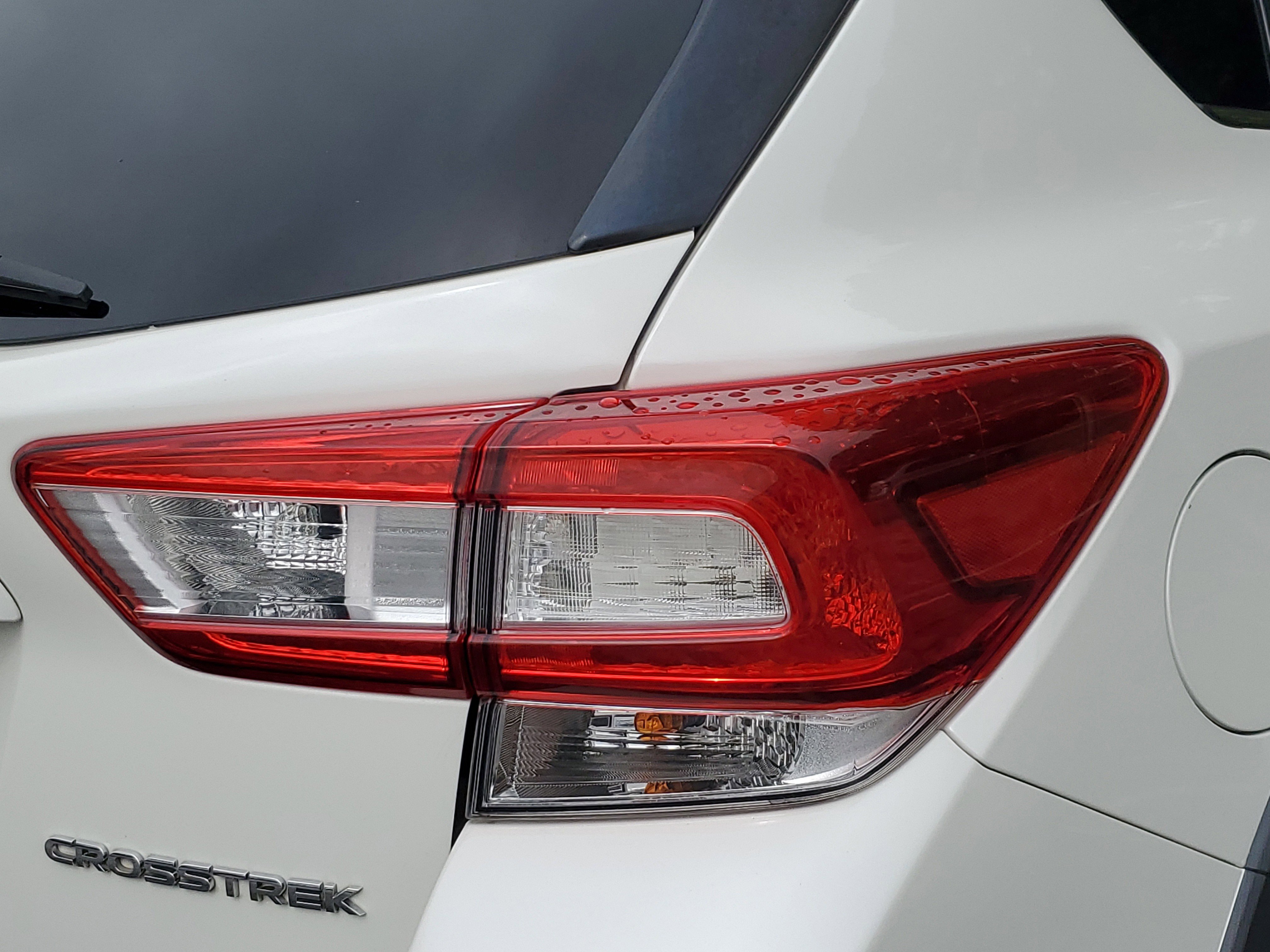 Used 2019 Subaru Crosstrek 2.0i Limited w/ Moonroof Package AWD/4WD image 8