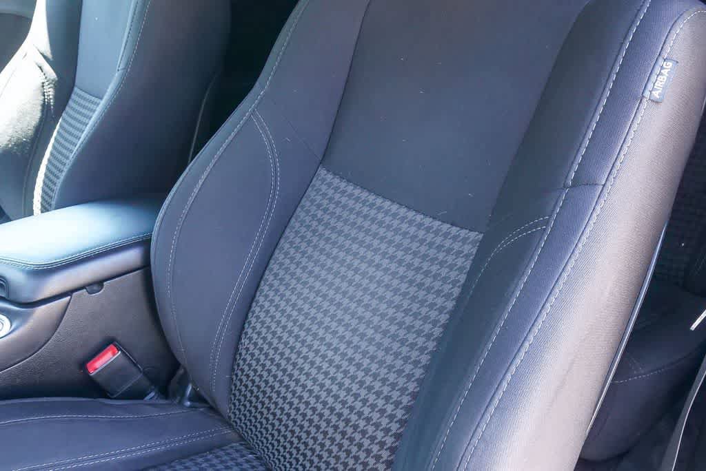 Used 2017 Dodge Challenger R/T RWD image 16