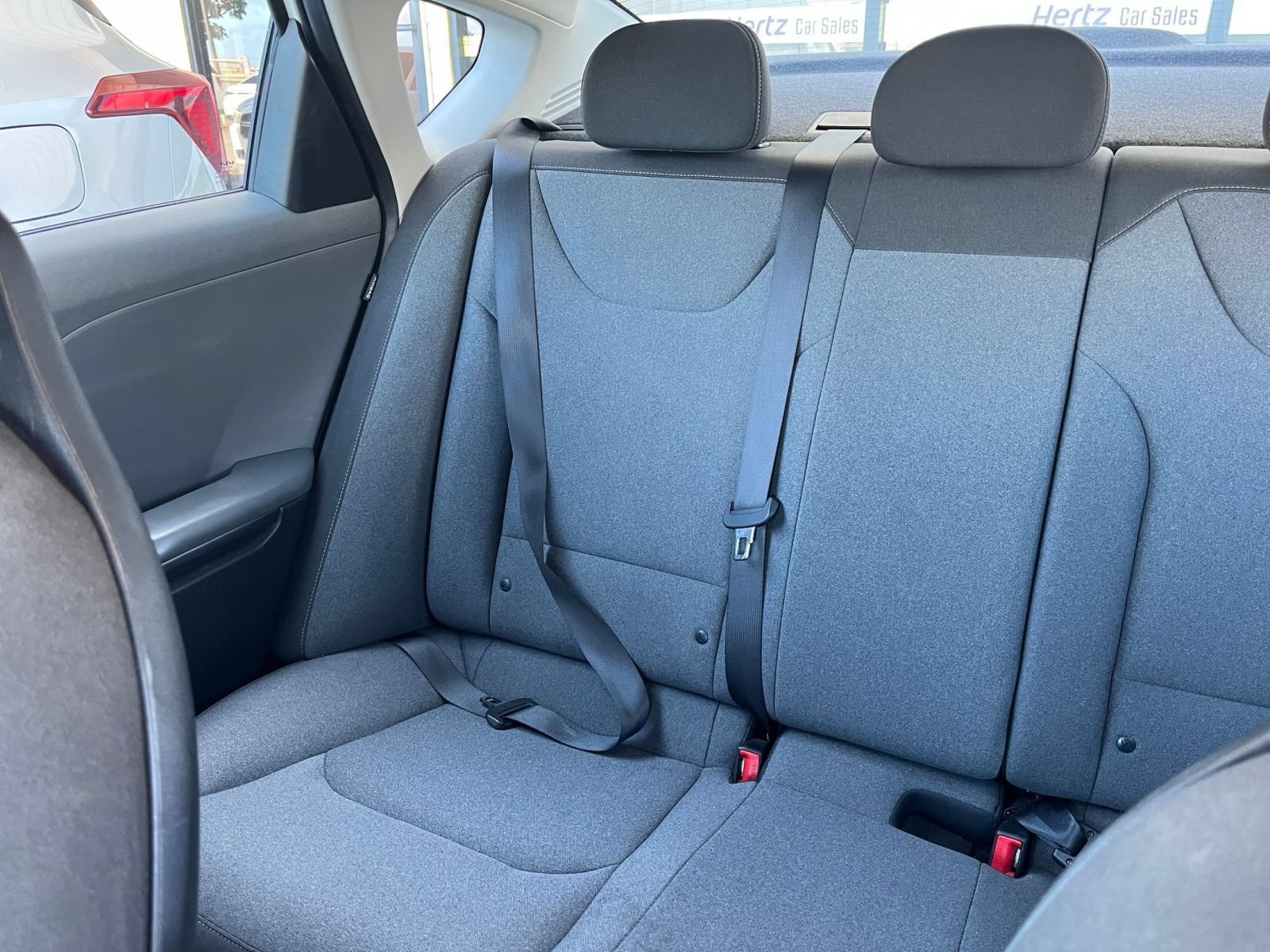 Used 2025 Kia K4 FWD image 46