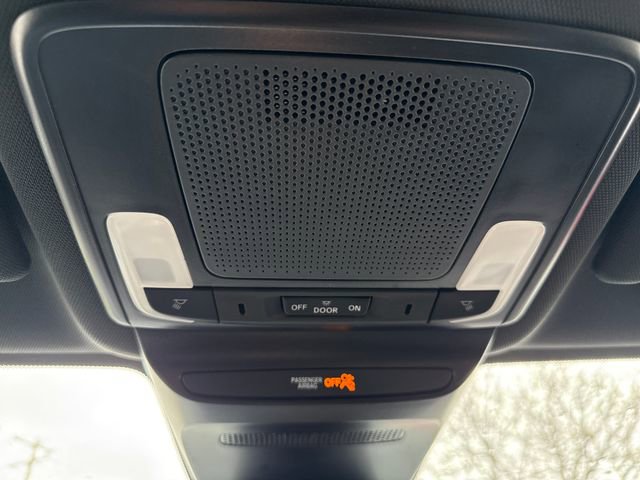 Certified 2025 Honda HR-V Sport image 36