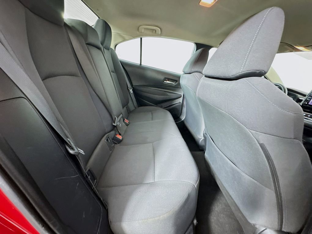 Used 2021 Toyota Corolla LE FWD image 27