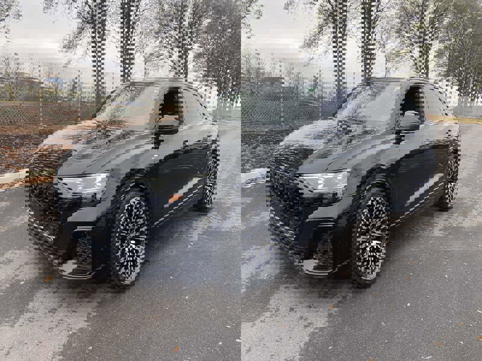 Certified 2025 Audi SQ8 Prestige image 3