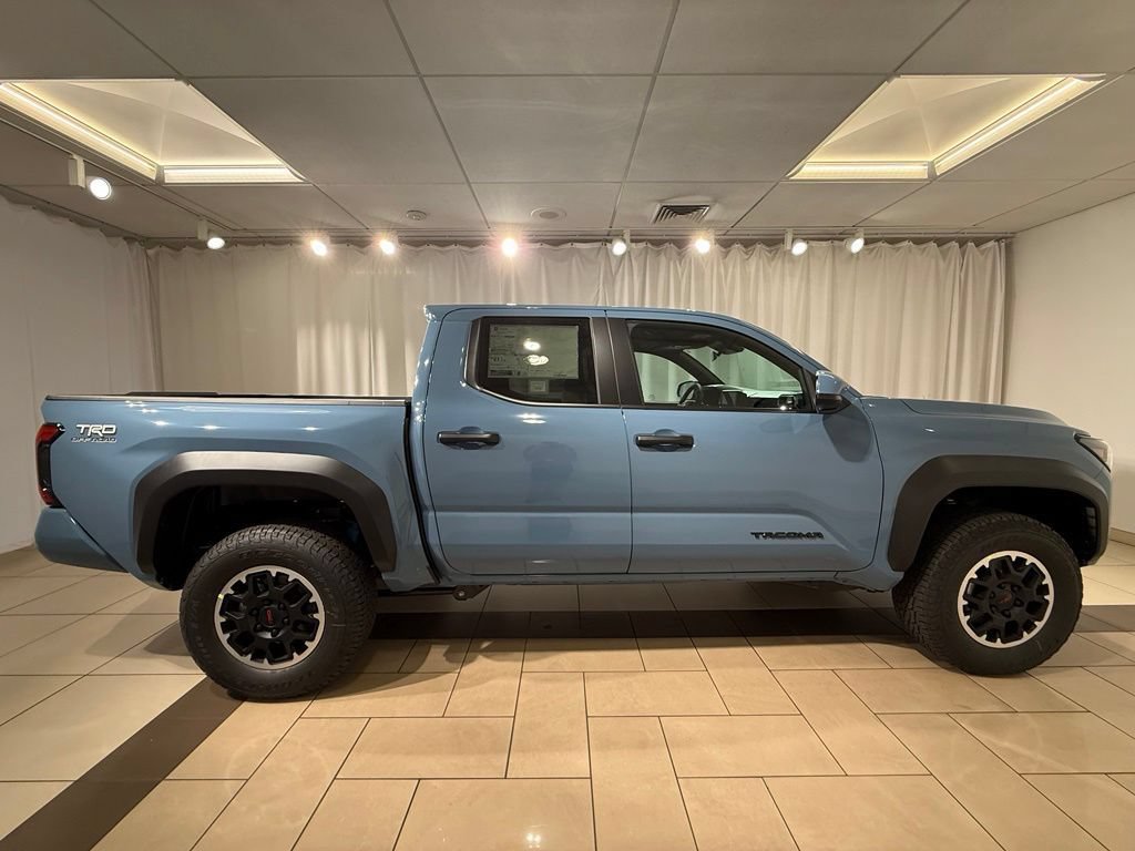 New 2026 Toyota Tacoma TRD Off-Road AWD/4WD image 6