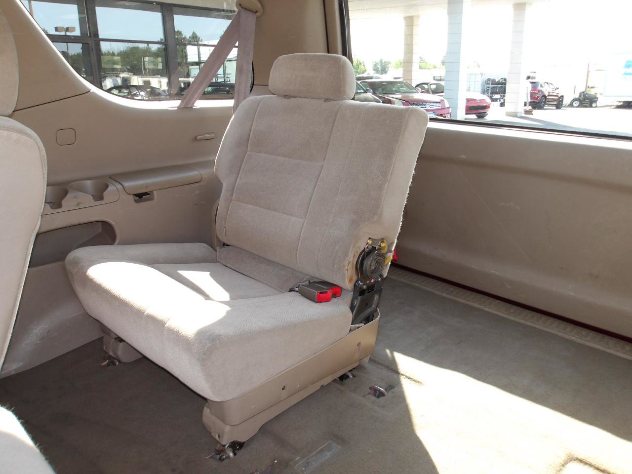Used 2001 Toyota Sequoia SR5 AWD/4WD image 12