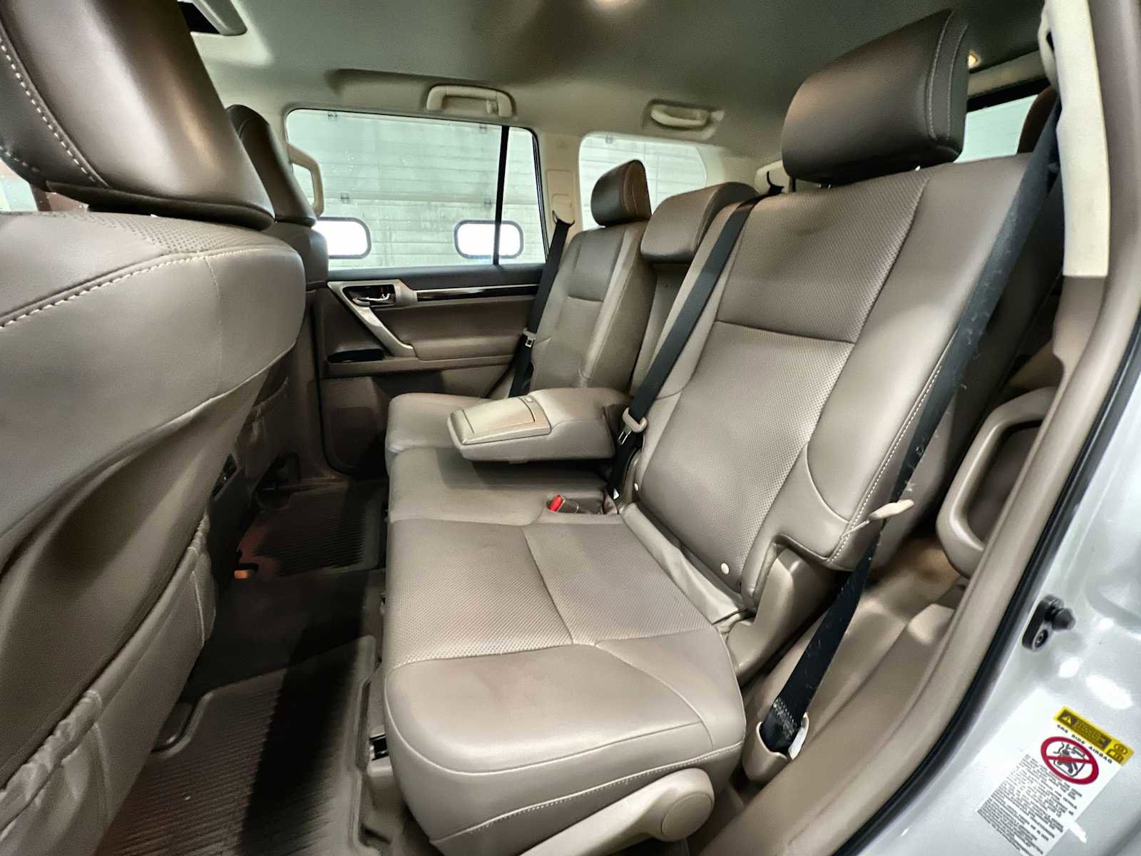 Used 2016 Lexus GX 460 image 25
