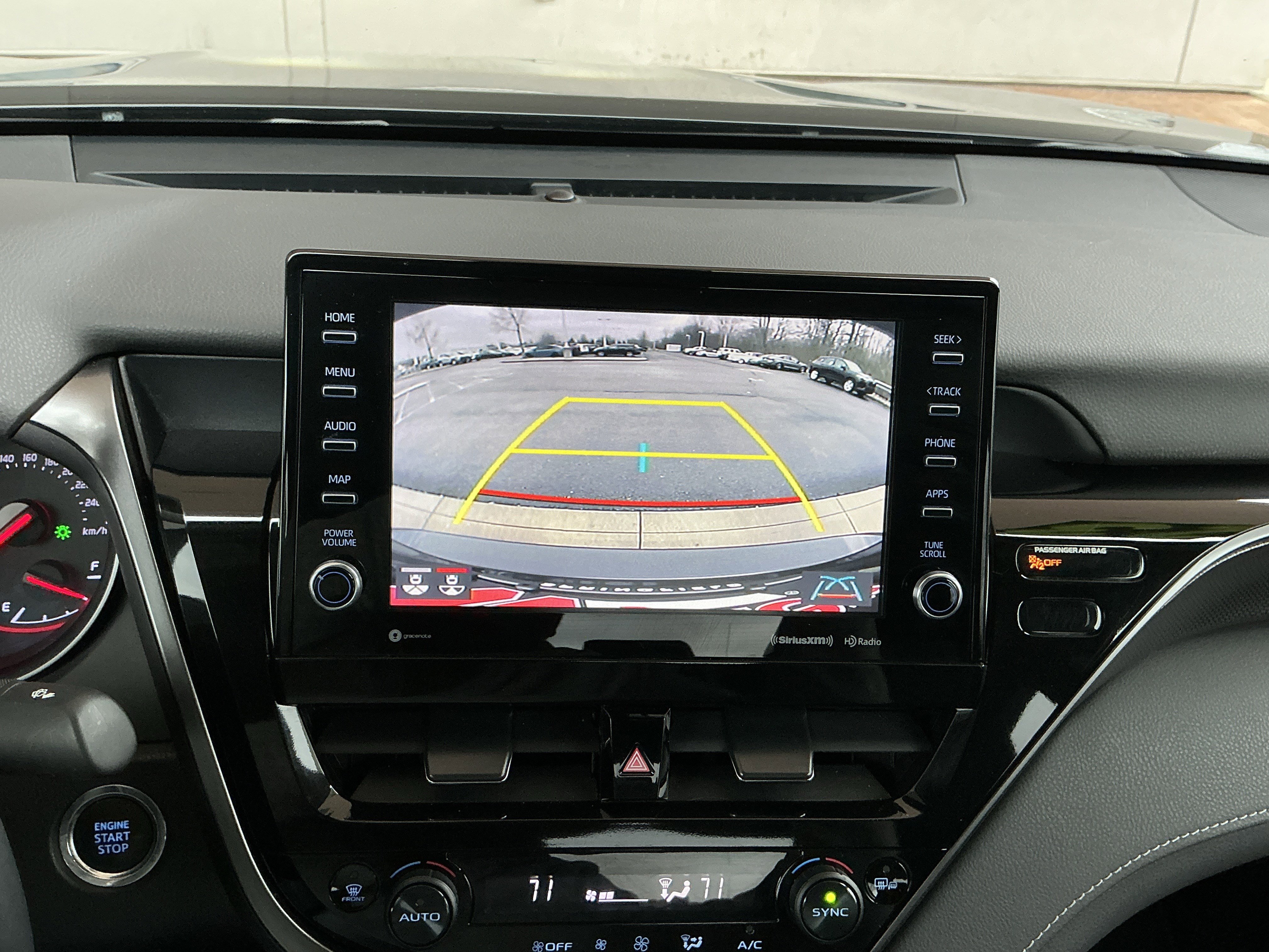 Used 2023 Toyota Camry XSE image 10