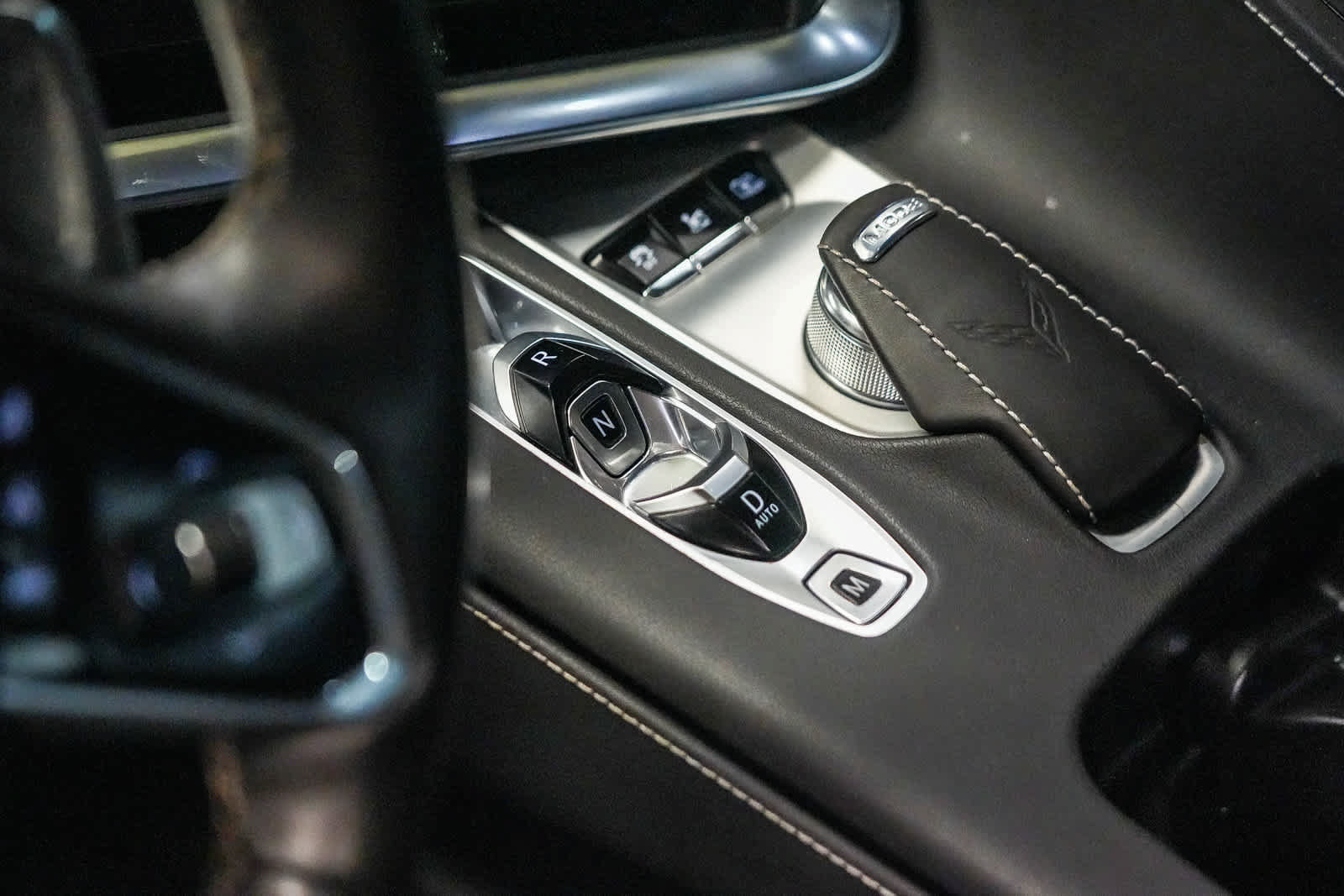 Used 2022 Chevrolet Corvette Stingray Preferred Cpe w/ Z51 Performance Package RWD image 18