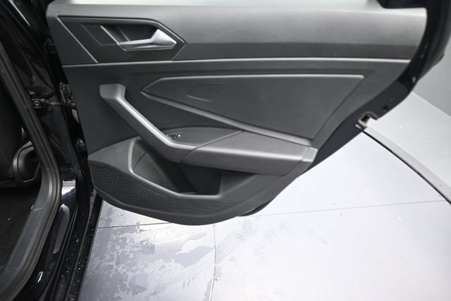 Used 2024 Volkswagen Jetta SE FWD image 15