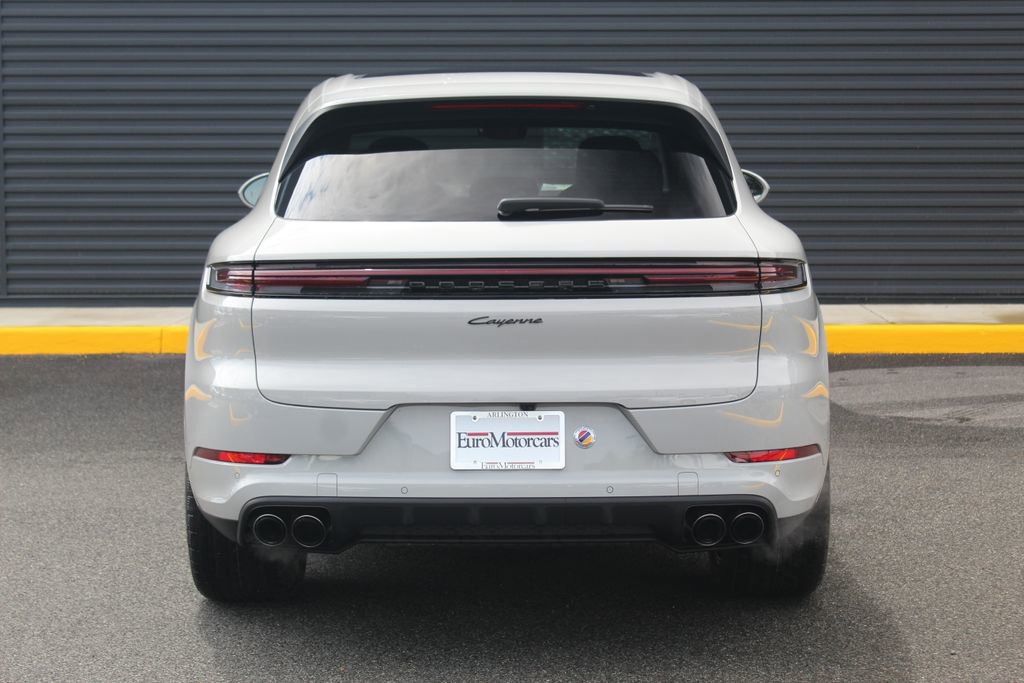 New 2026 Porsche Cayenne image 7