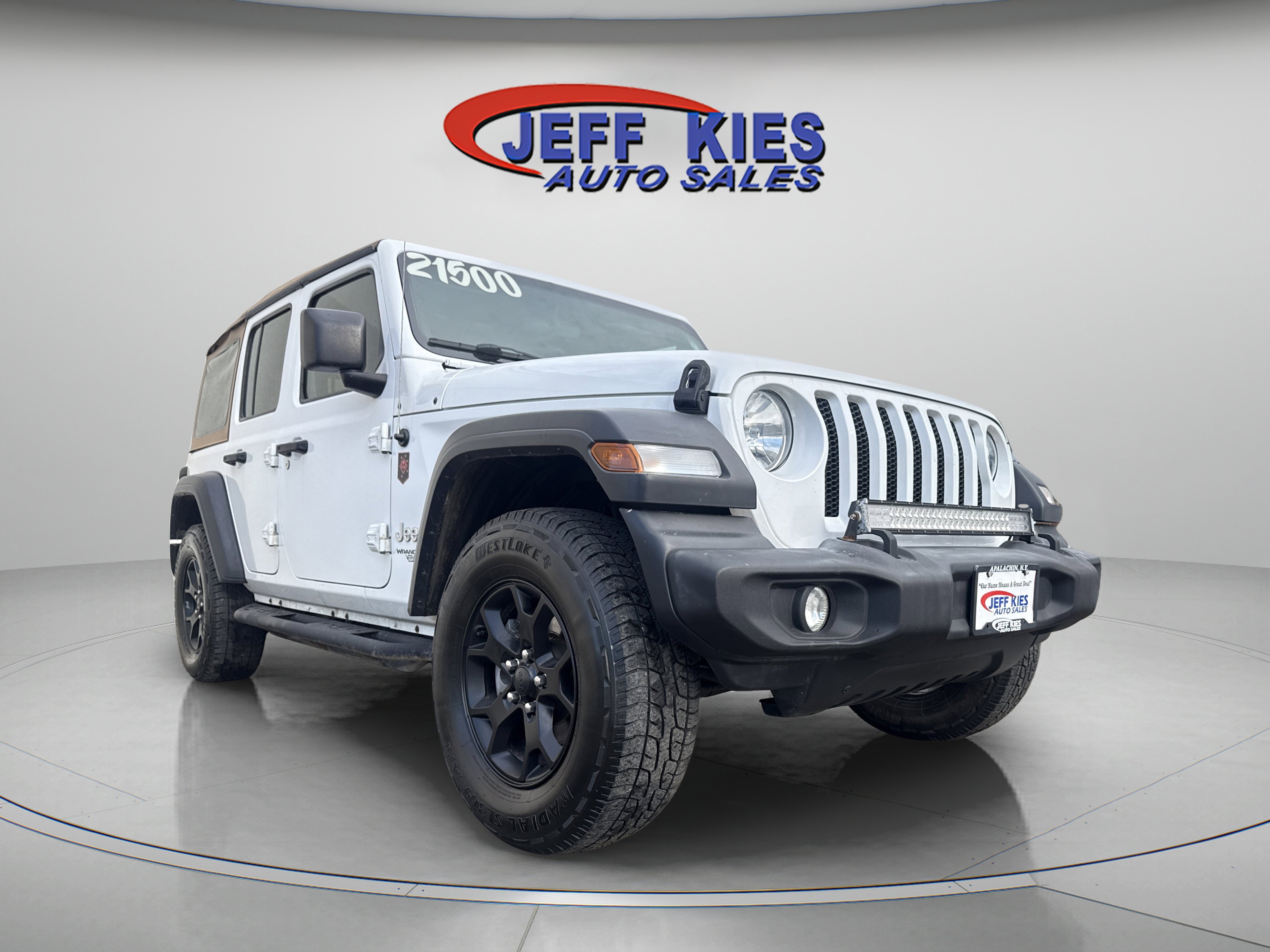 Used 2019 Jeep Wrangler Unlimited Sport S AWD/4WD image 3