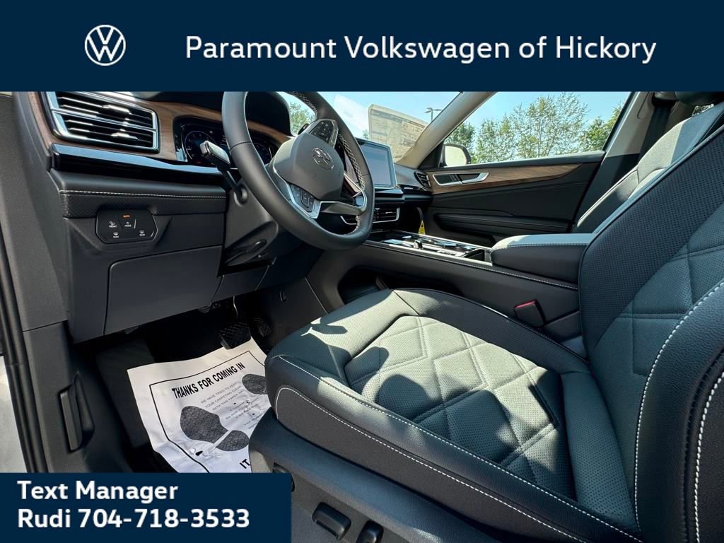 New 2026 Volkswagen Atlas SE image 4