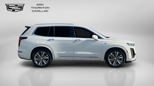 Used 2022 Cadillac XT6 Premium Luxury w/ Technology Package FWD image 6