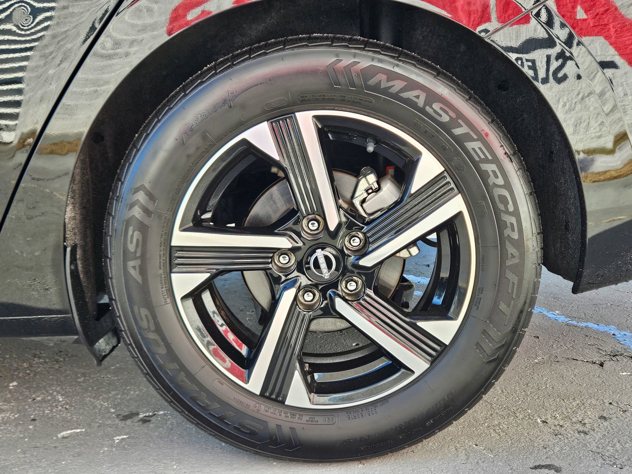 Used 2024 Nissan Sentra SV image 28