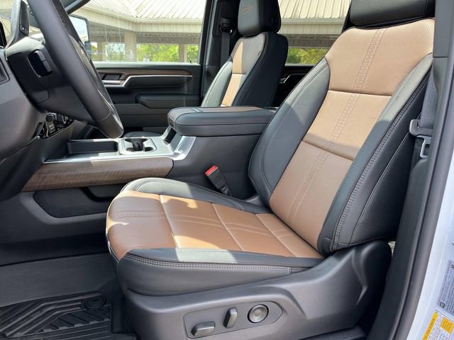 New 2026 Chevrolet Silverado 2500 High Country w/ High Country Premium Package AWD/4WD image 25