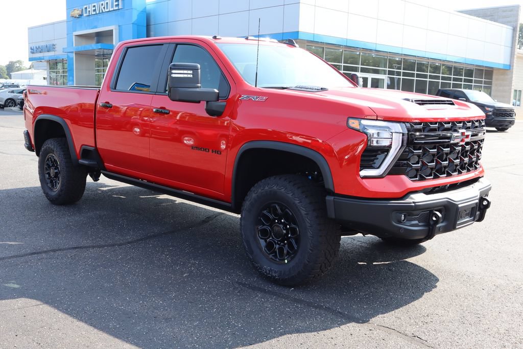 New 2026 Chevrolet Silverado 2500 ZR2 w/ ZR2 Bison Edition AWD/4WD image 2