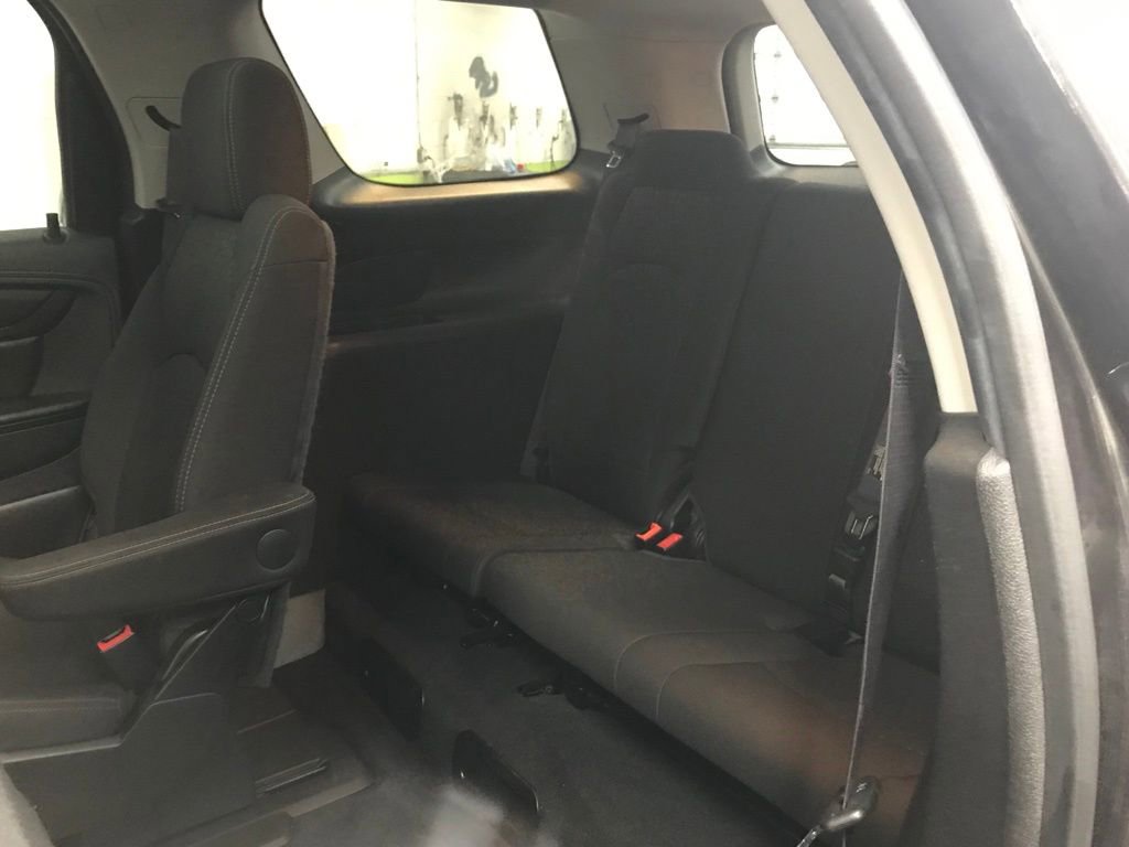 Used 2015 GMC Acadia SLE image 32