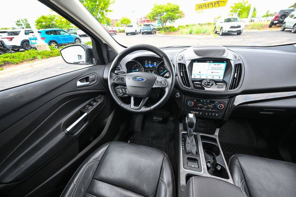 Used 2019 Ford Escape Titanium AWD/4WD image 32