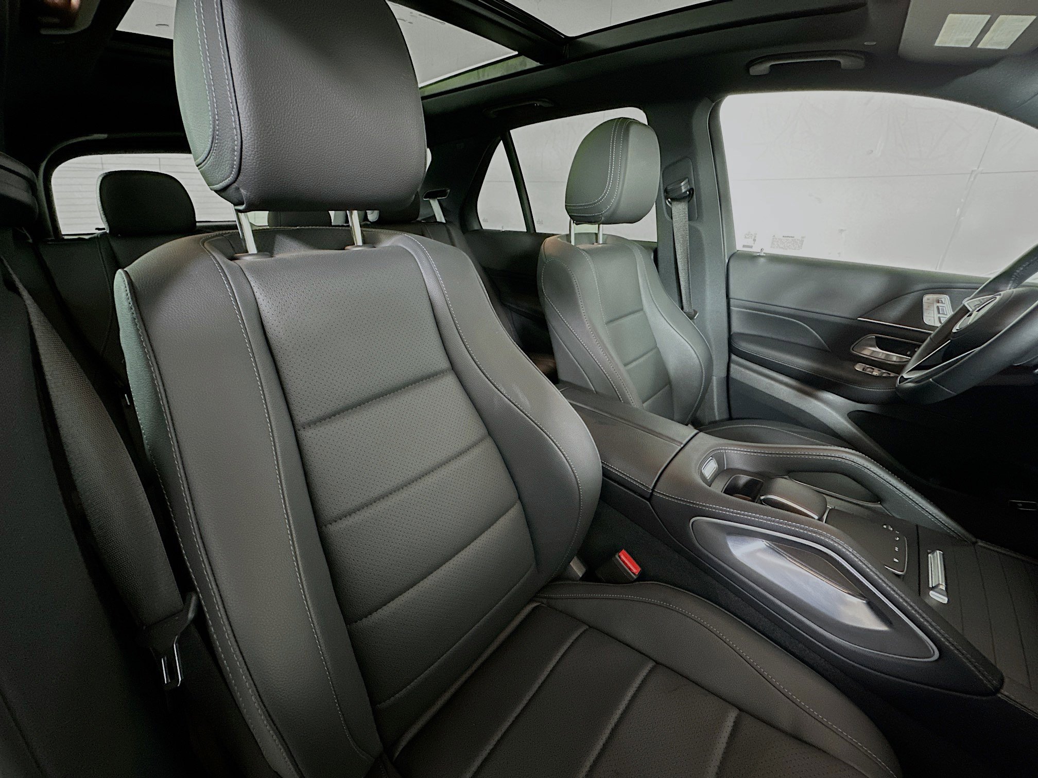 Certified 2025 Mercedes-Benz GLE 350 4MATIC image 29