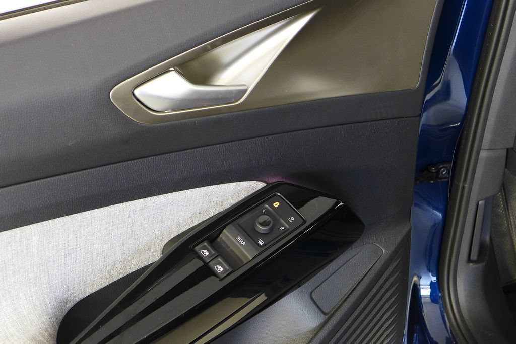 Certified 2023 Volkswagen ID.4 Pro RWD image 12