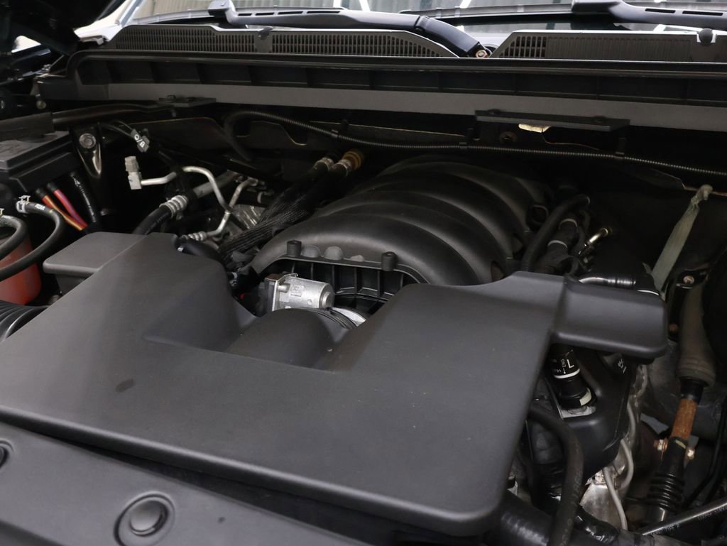 Used 2019 Chevrolet Silverado 1500 LT w/ All Star Edition AWD/4WD image 26