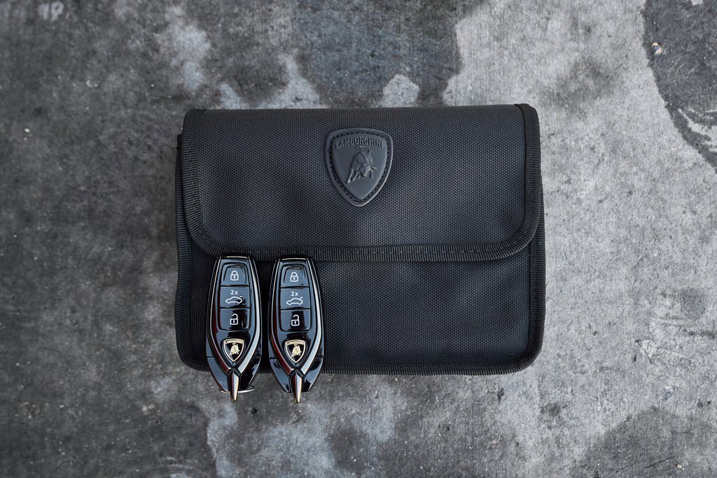 Used 2025 Lamborghini Urus SE image 85