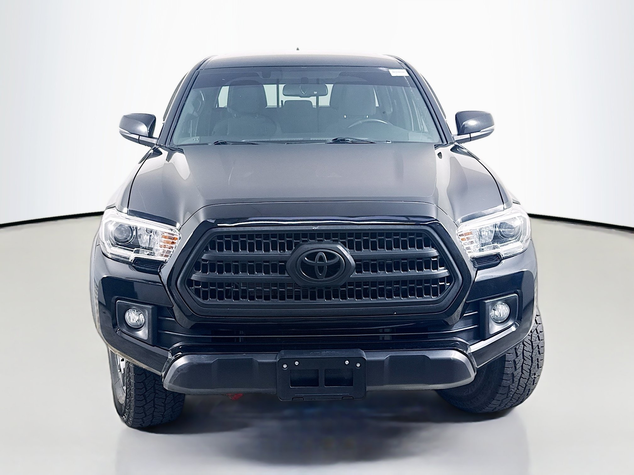 Used 2017 Toyota Tacoma TRD Off-Road w/ Tow Package (A/T) AWD/4WD video 2