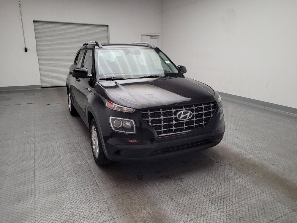 Used 2020 Hyundai Venue SEL image 14