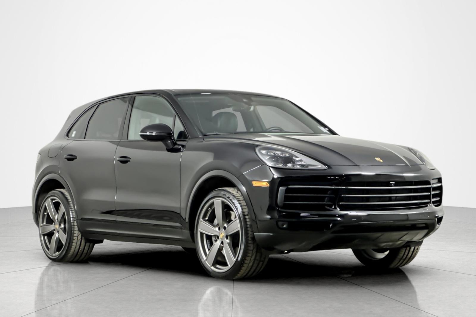Used 2023 Porsche Cayenne S image 7