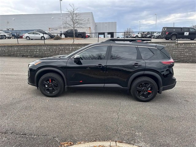 Certified 2026 Nissan Rogue SV image 8