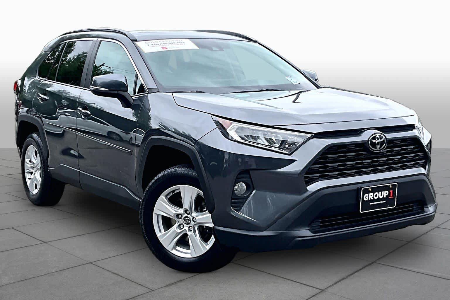 Certified 2021 Toyota RAV4 XLE w/ Convenience Package AWD/4WD image 3