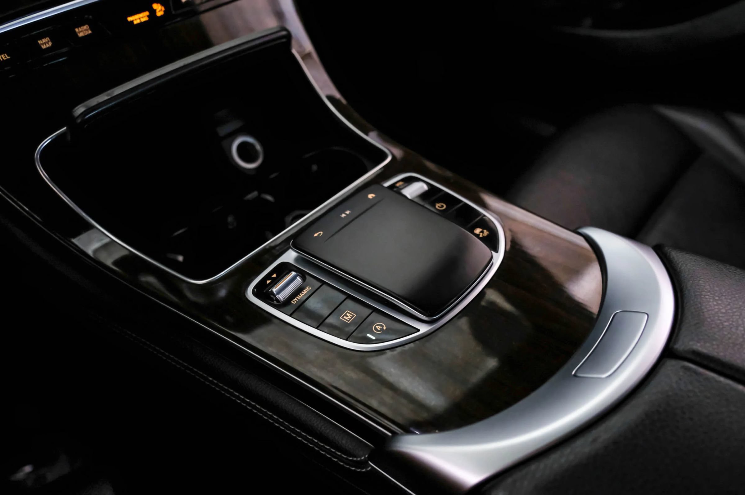 Used 2020 Mercedes-Benz GLC 300 4MATIC image 23
