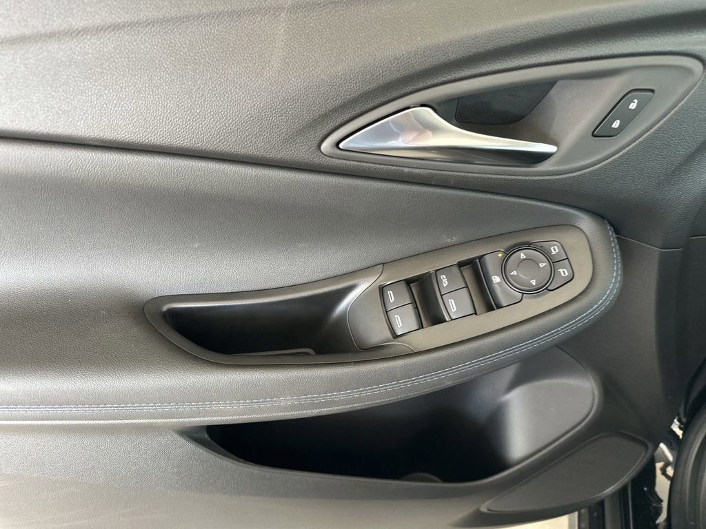 New 2026 Buick Encore GX Sport Touring w/ Advanced Technology Package FWD image 11