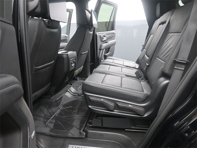 Used 2024 Chevrolet Tahoe Z71 w/ Luxury Package image 13