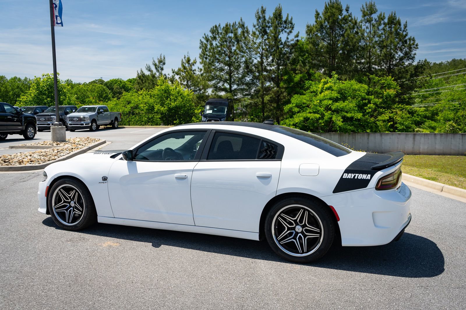 Used 2023 Dodge Charger Scat Pack w/ Daytona Edition Group RWD image 7