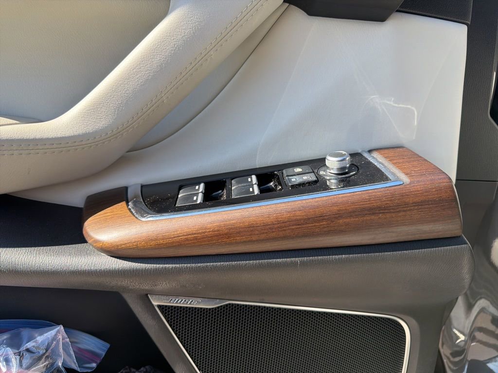 Used 2022 MAZDA CX-9 Signature image 15