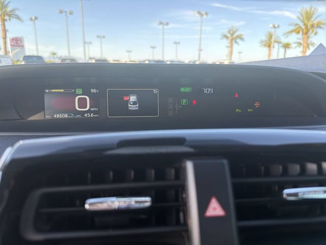 Certified 2019 Toyota Prius LE FWD image 12