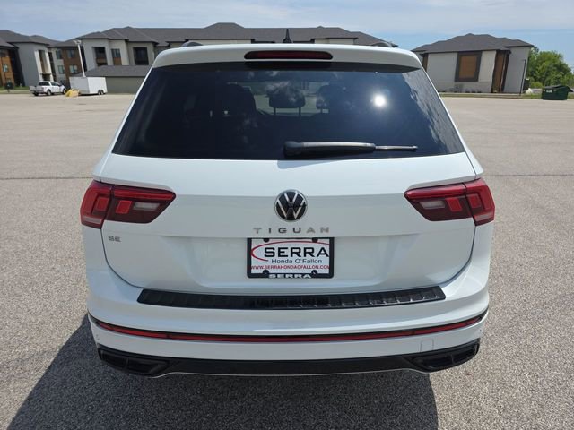 Used 2023 Volkswagen Tiguan SE R-Line FWD image 12
