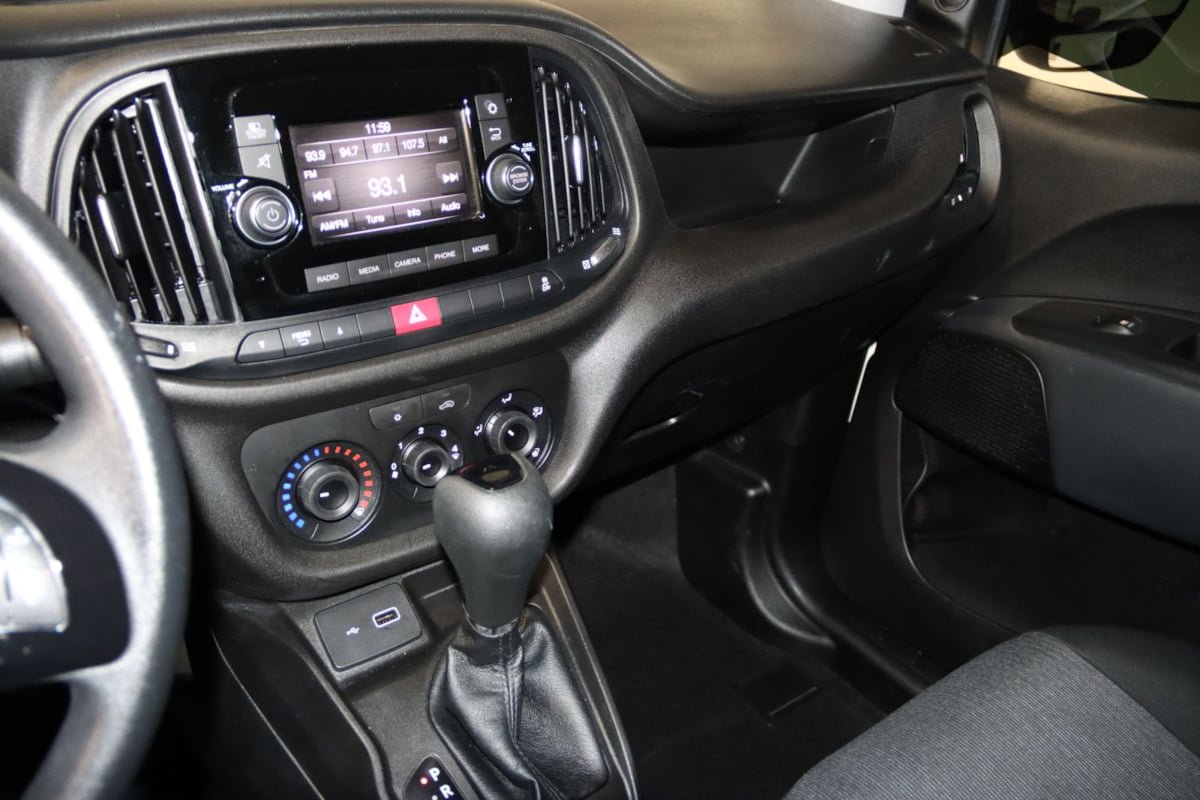 Used 2022 RAM ProMaster City Tradesman FWD image 44