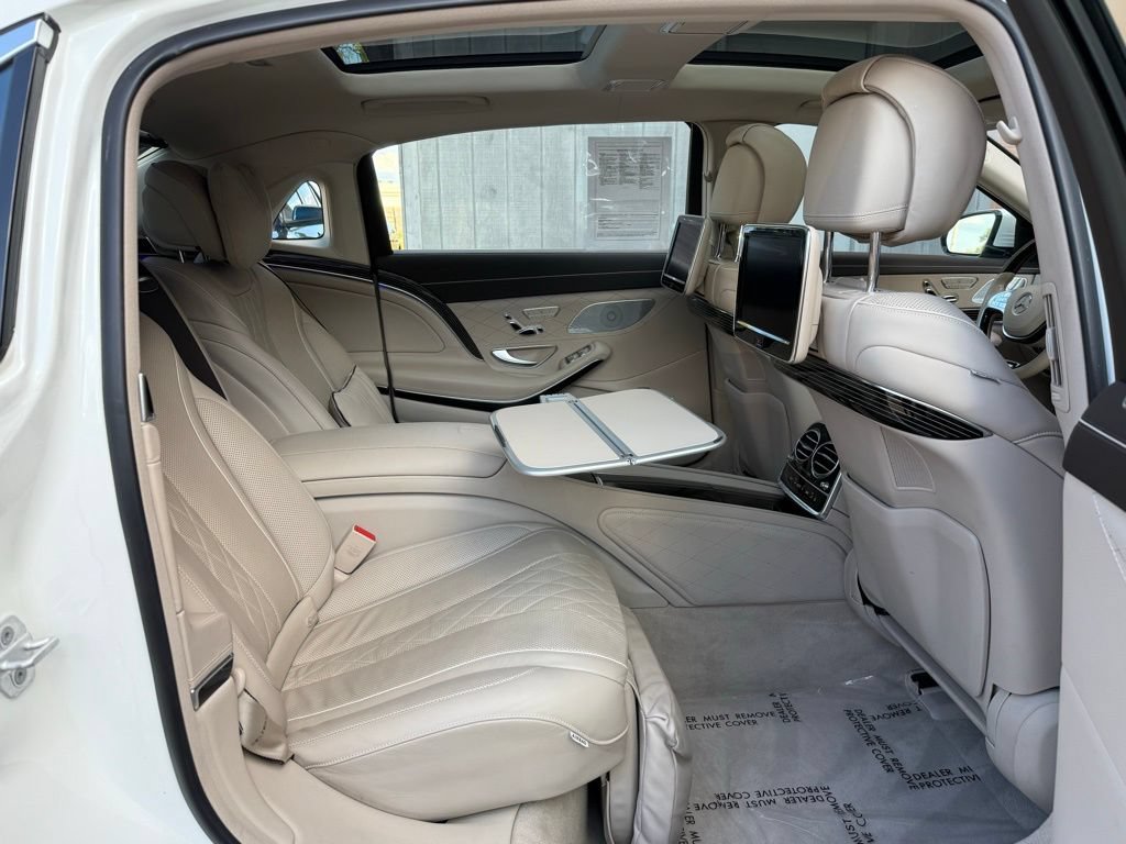 Used 2017 Mercedes-Benz Maybach S 550 4MATIC image 18