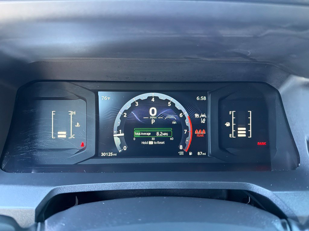 Used 2024 Toyota Tacoma SR5 AWD/4WD image 9