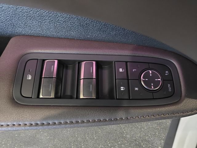 Certified 2025 Lexus RX 350 350 Luxury w/ Convenience Package image 25