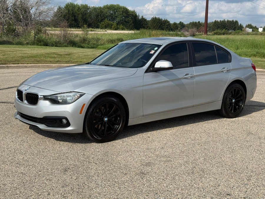 Used 2016 BMW 320i xDrive Sedan