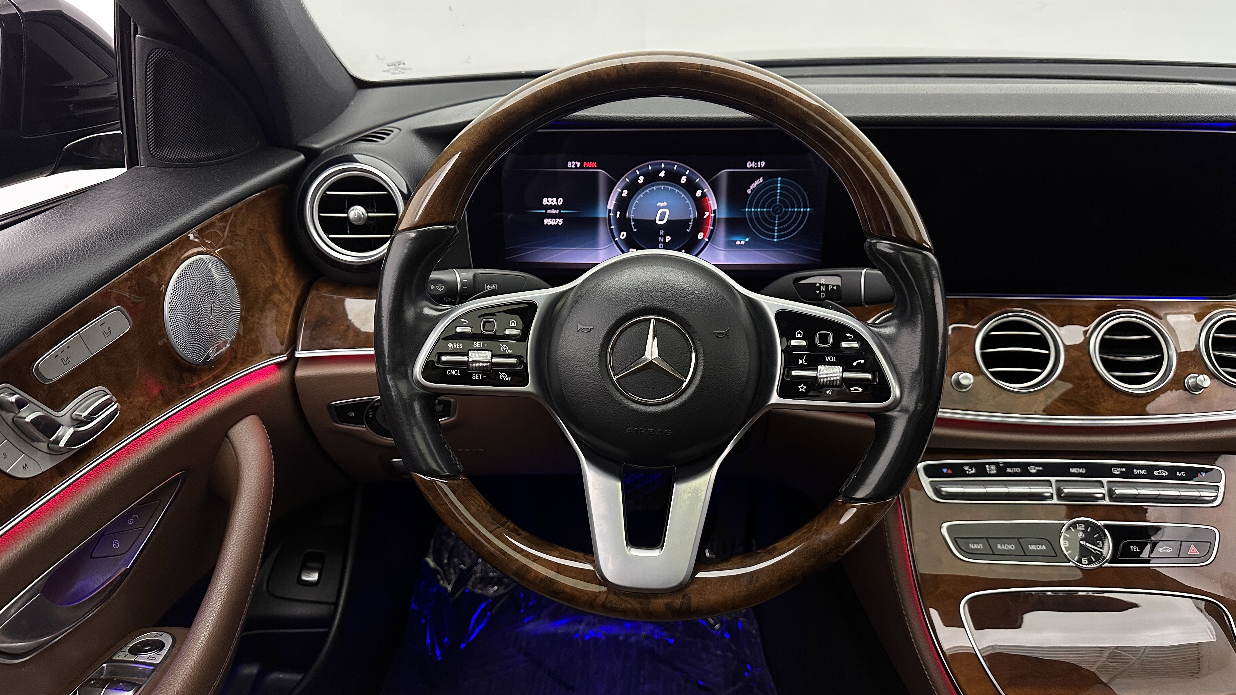 Used 2019 Mercedes-Benz E 300 w/ Premium 1 Package image 27