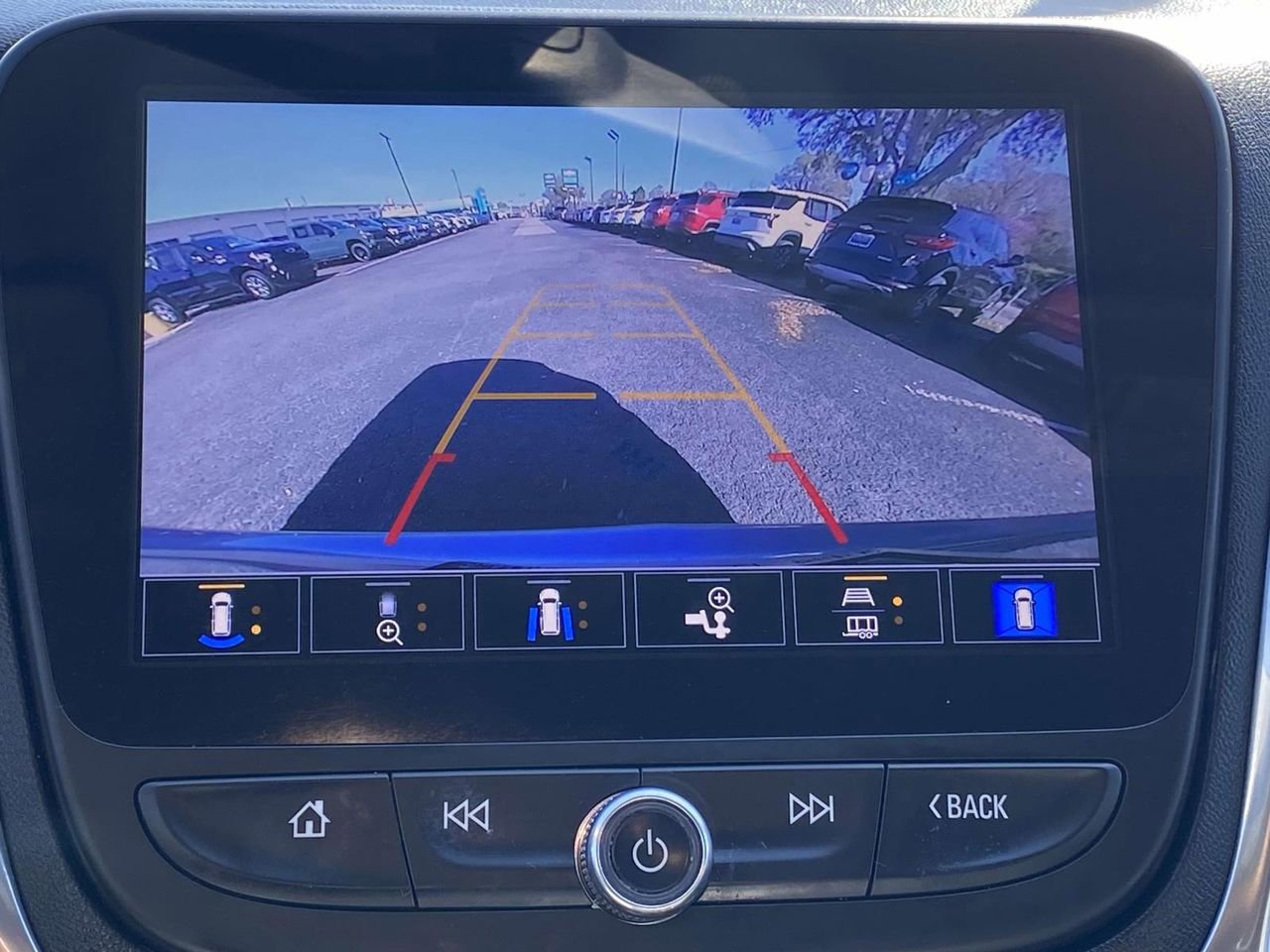 Used 2023 Chevrolet Equinox LT image 26