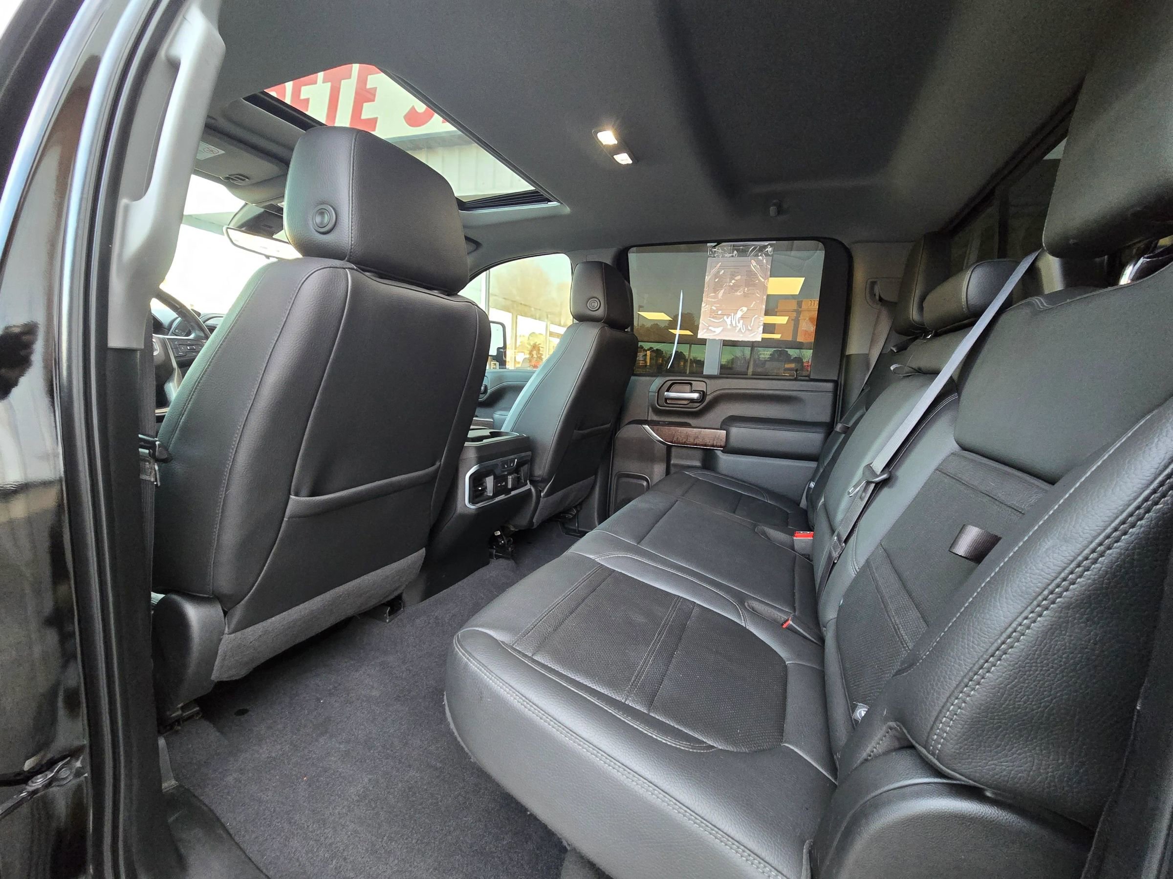 Used 2020 GMC Sierra 2500 Denali w/ Denali Ultimate Package image 19